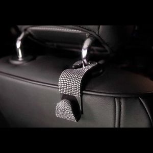 2 Sparkling Organizer Hooks 👜🌂